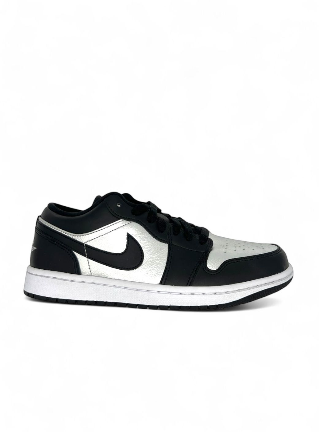 Air Jordan 1 Low 'Black/Metallic Silver-White'