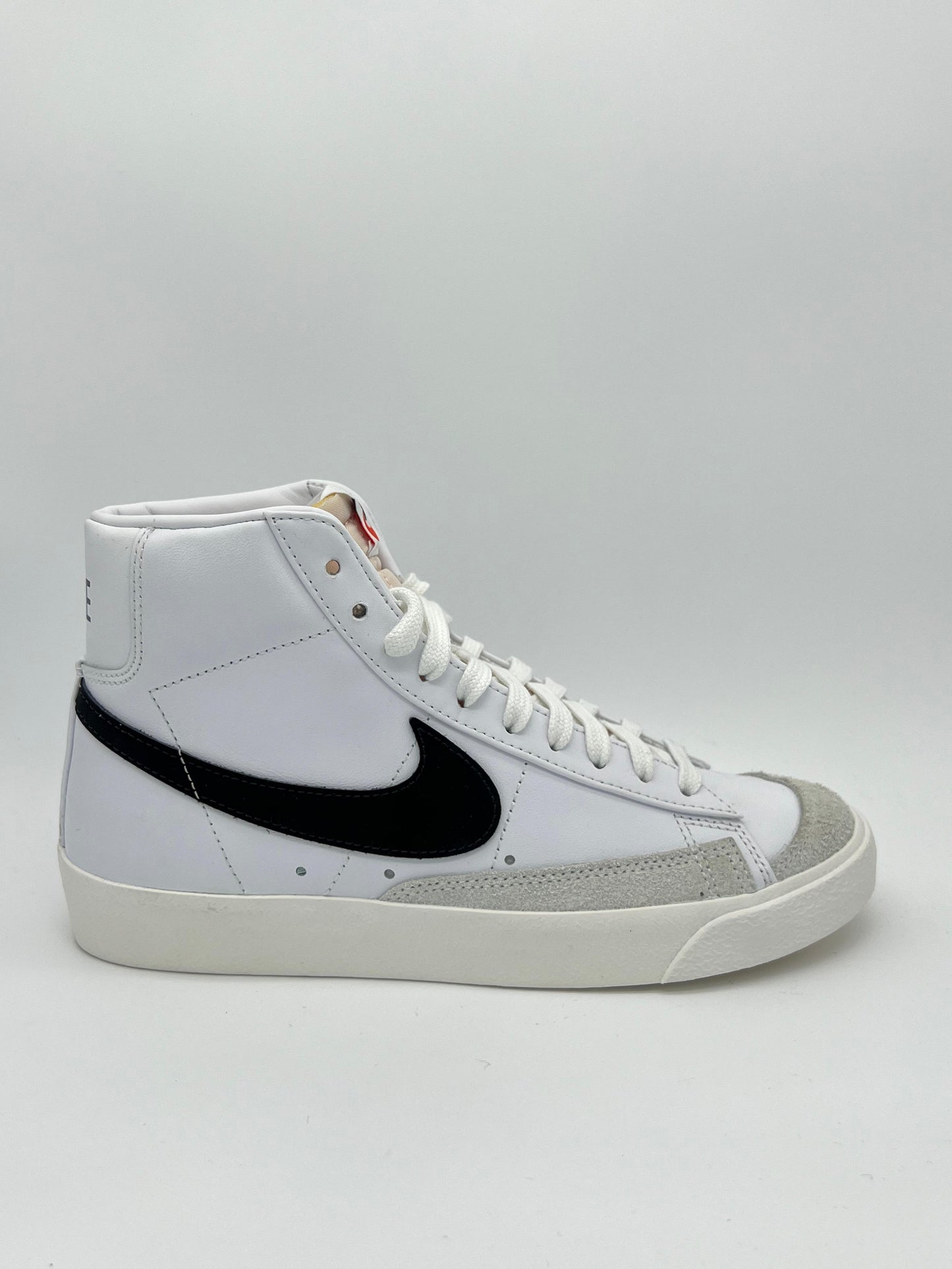 Nike Blazer Mid 77